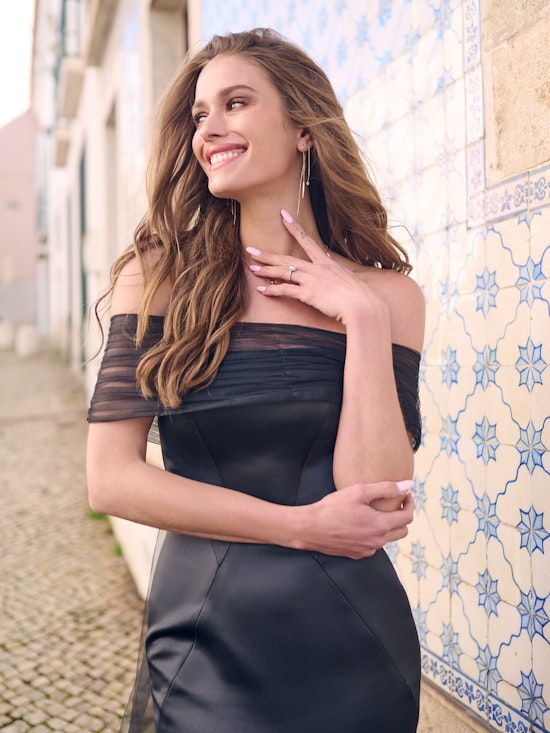 Bride wearing Taryn by Maggie Sottero